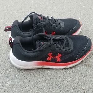 Under Armour Black and Red Athletic Shoes